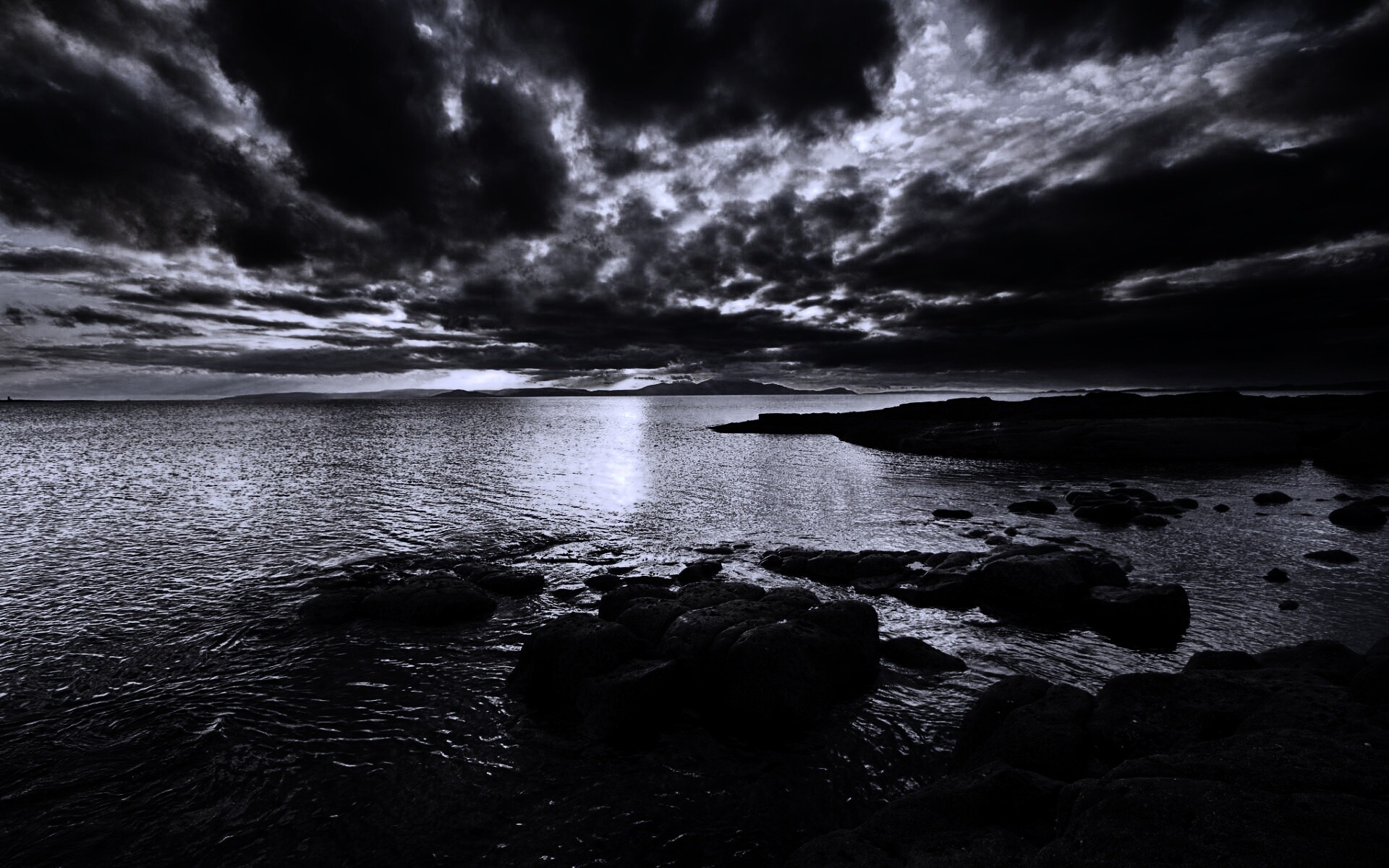 Красивый вид на вечернее море обои