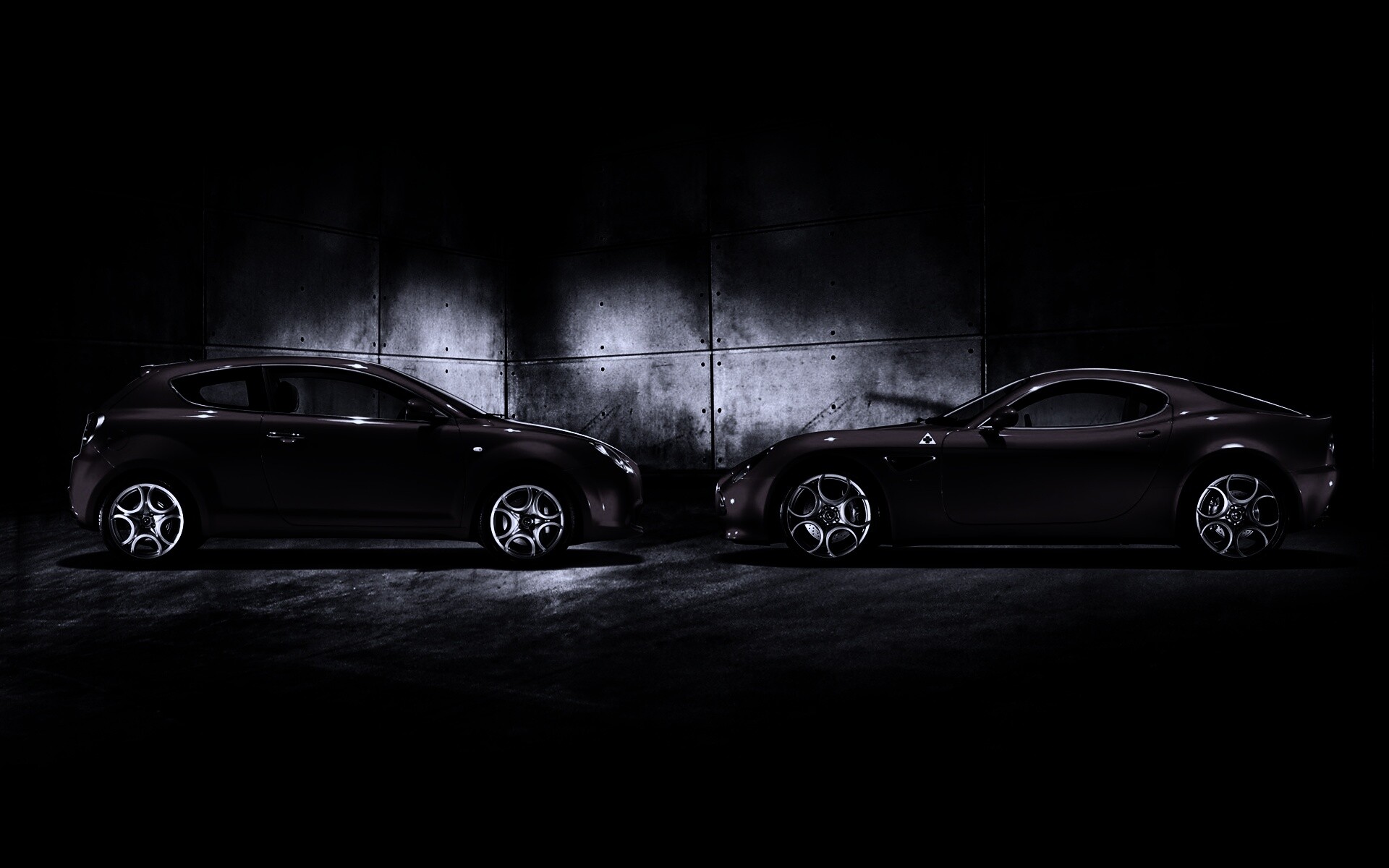 Два альфа ромео с разными кузовами обои