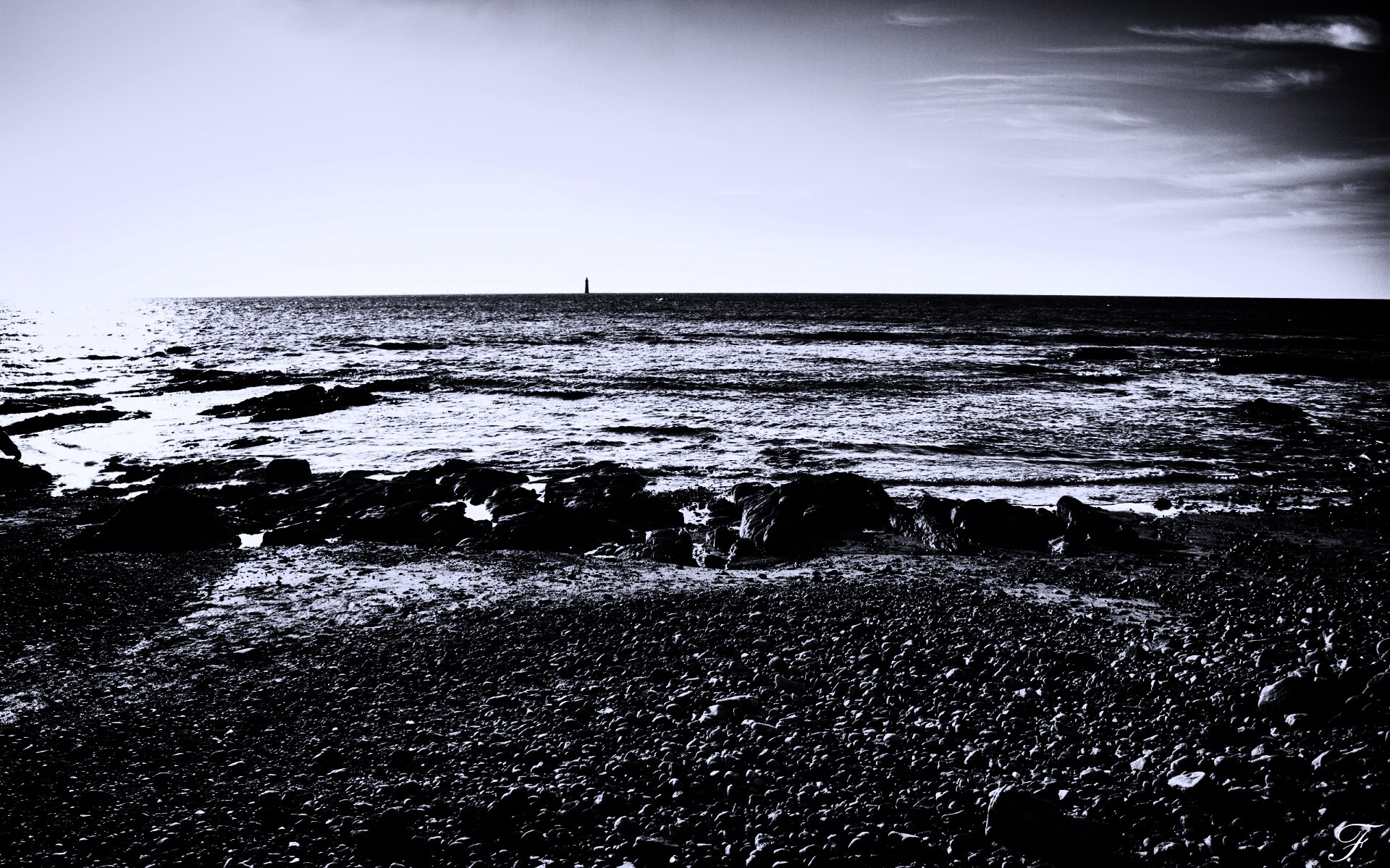 Чёрно-белое фото побережья обои