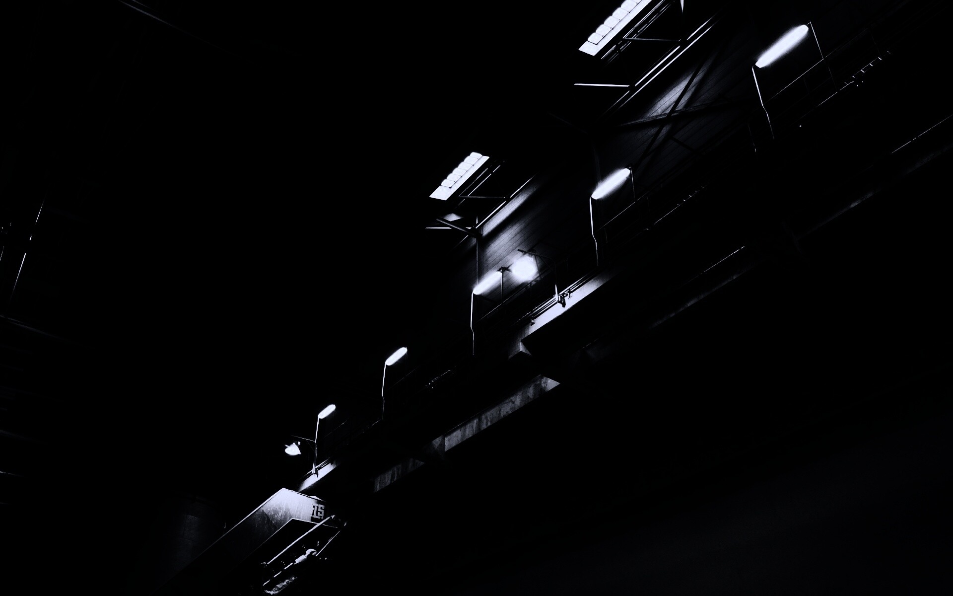 Платформа ночью обои