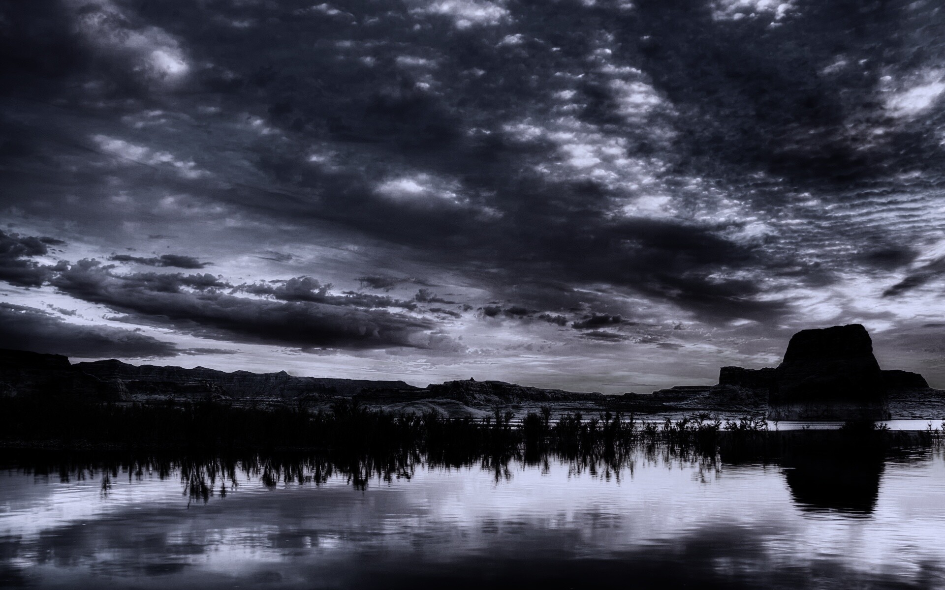 Горное озеро обои