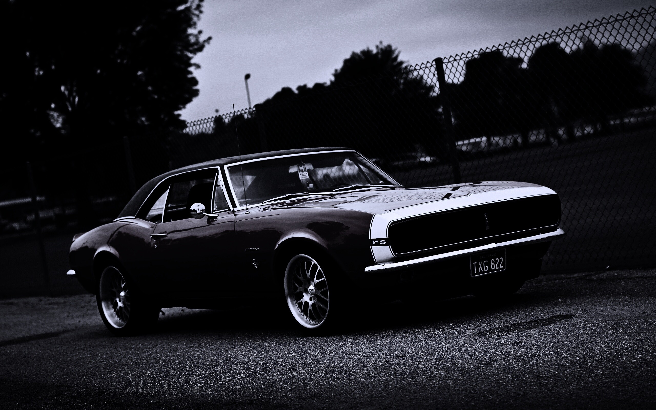 Красный монстор обои