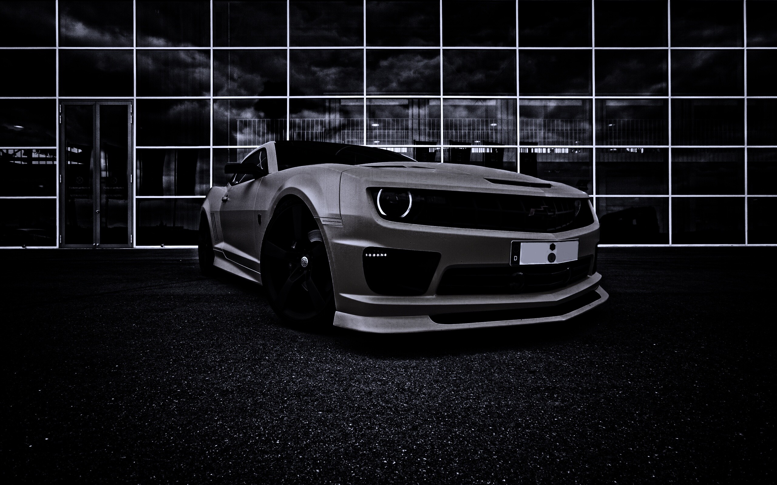 Желтый монстр обои