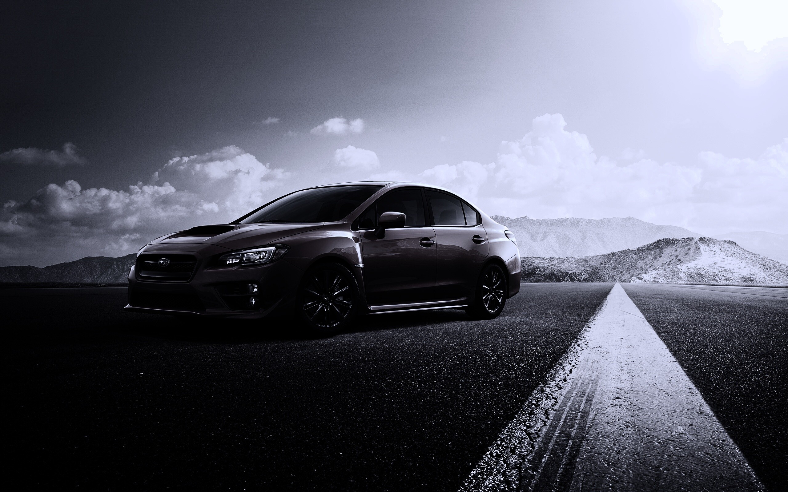 Subaru WRX на пустынной трассе обои