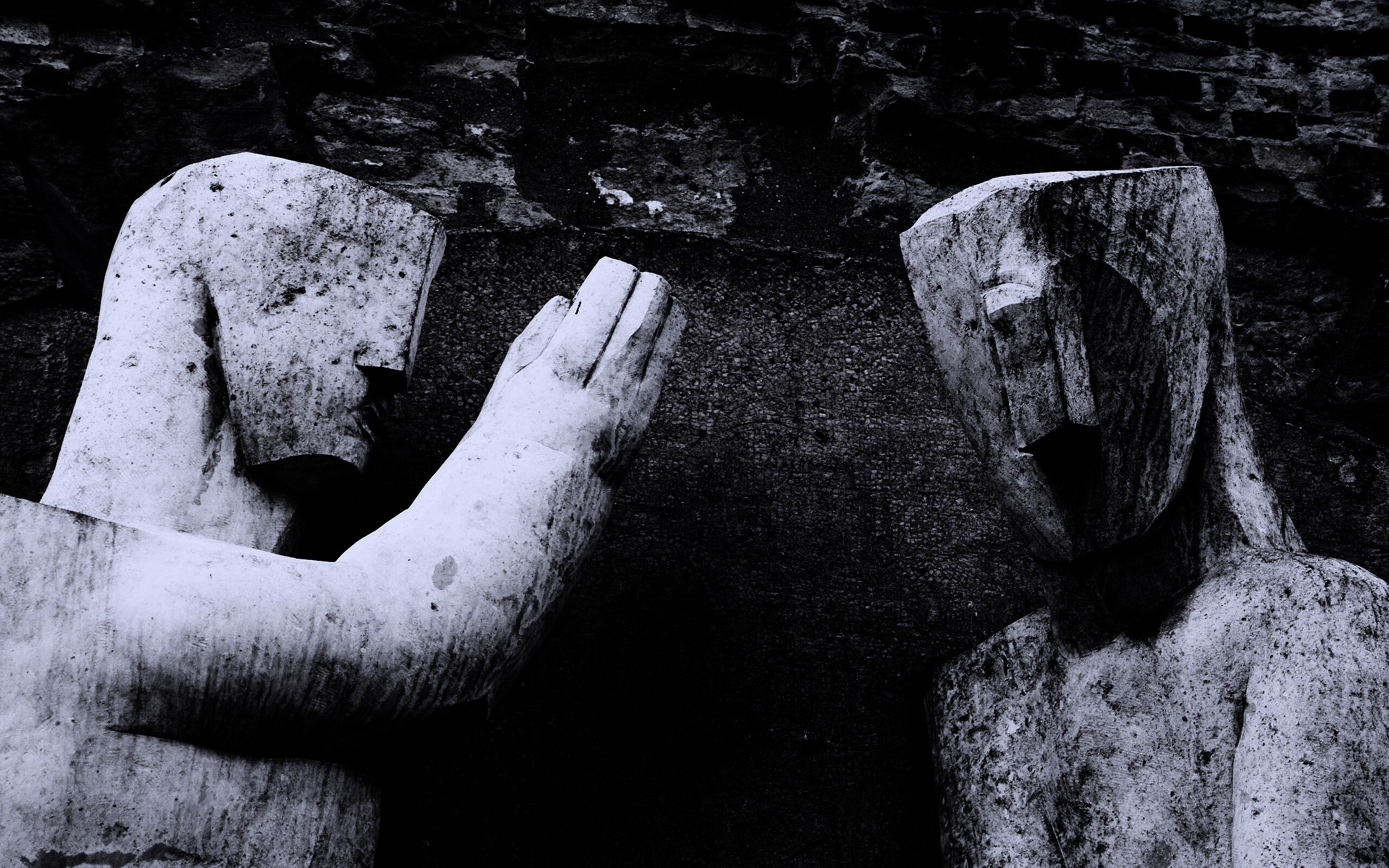 Берлинские каменные скульптуры обои