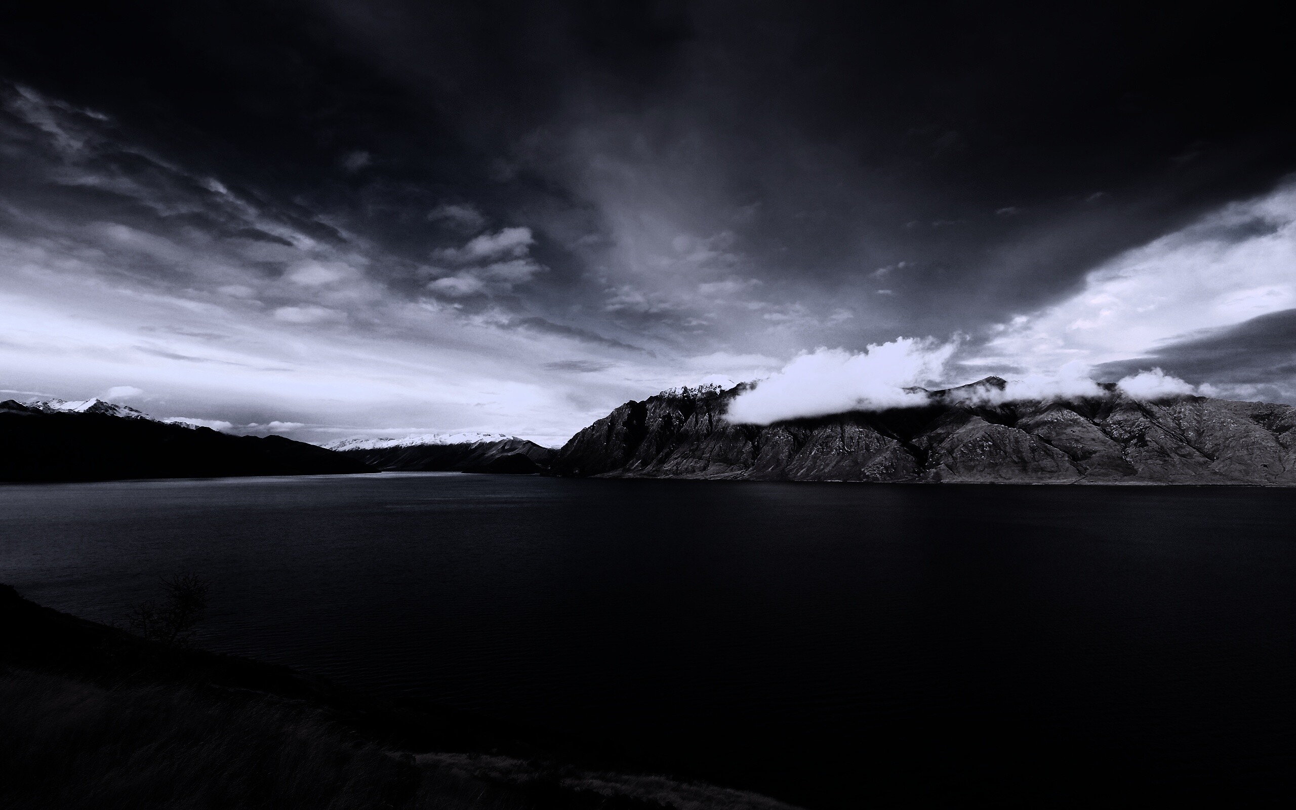 Живописная широкая река обои