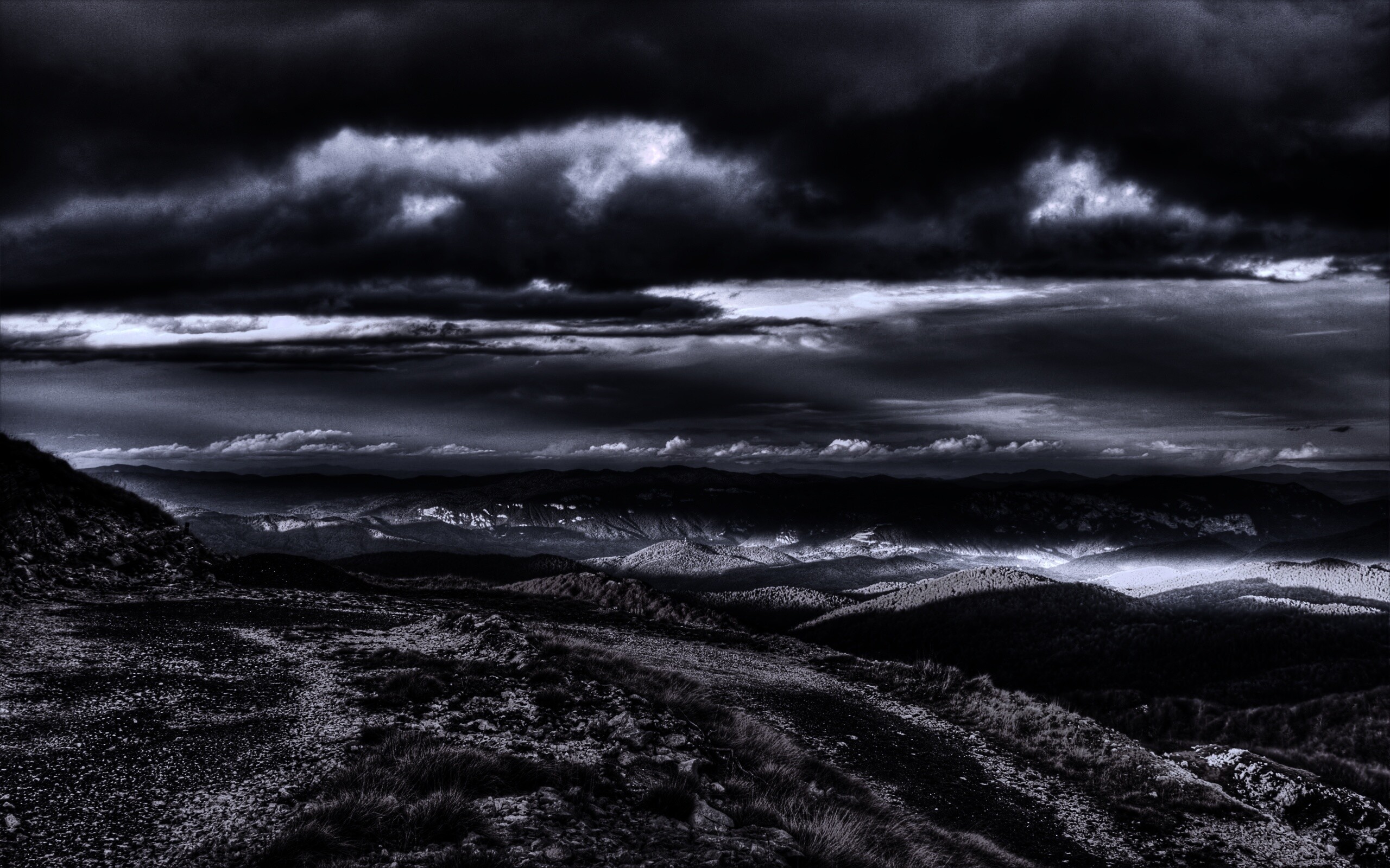 Горы в HDR обои