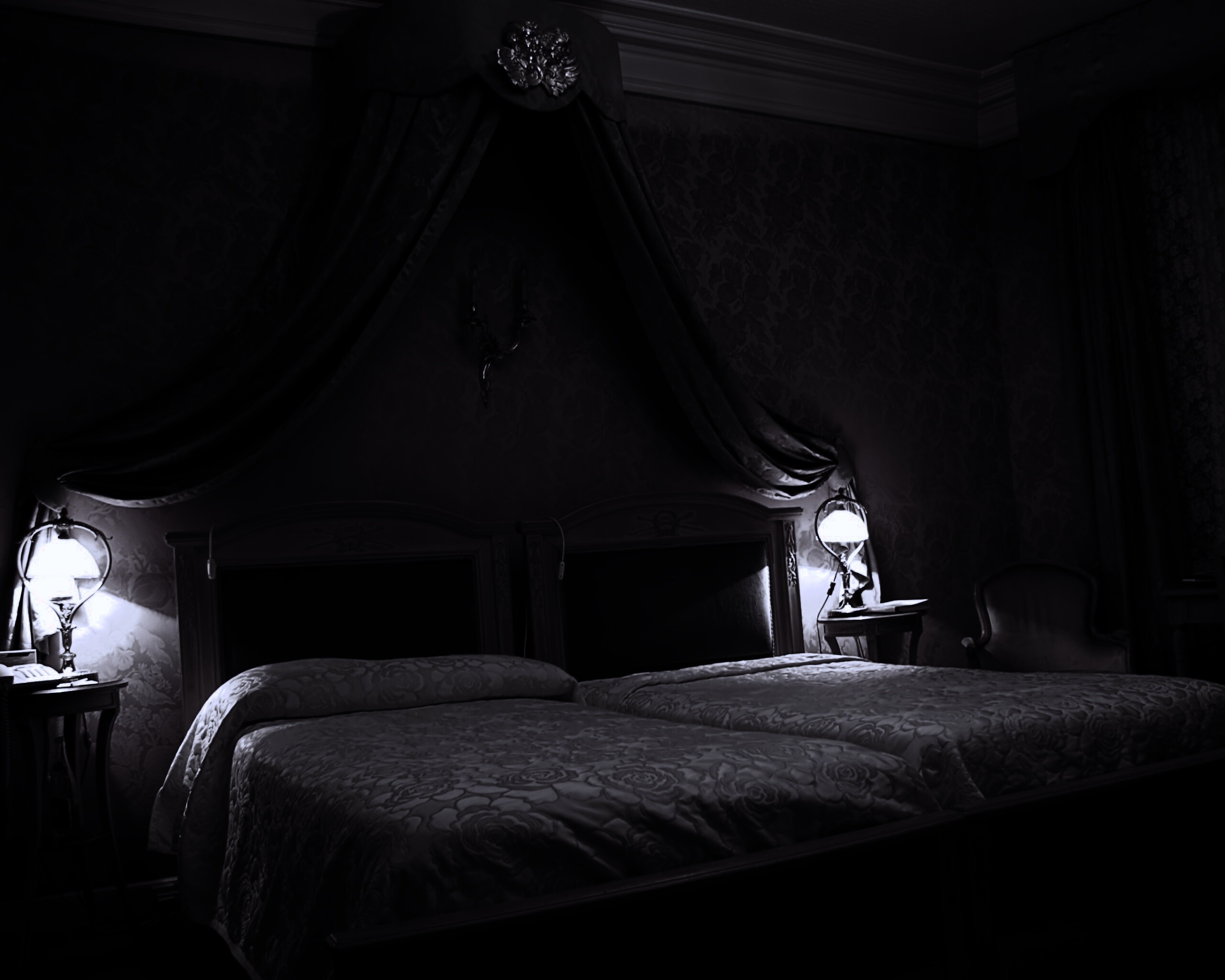 Спальня обои