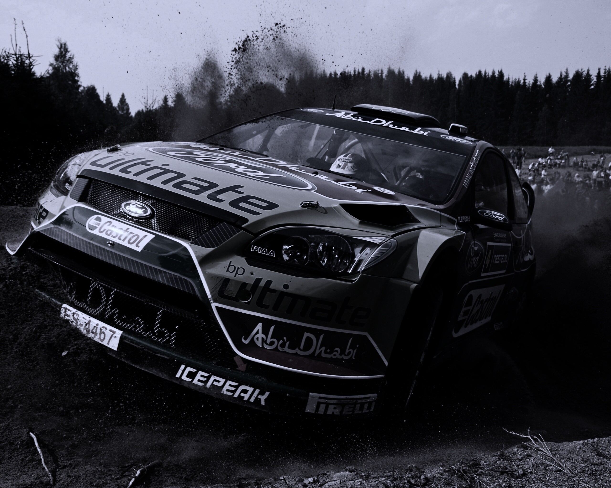 Форд учавствует в ралли обои