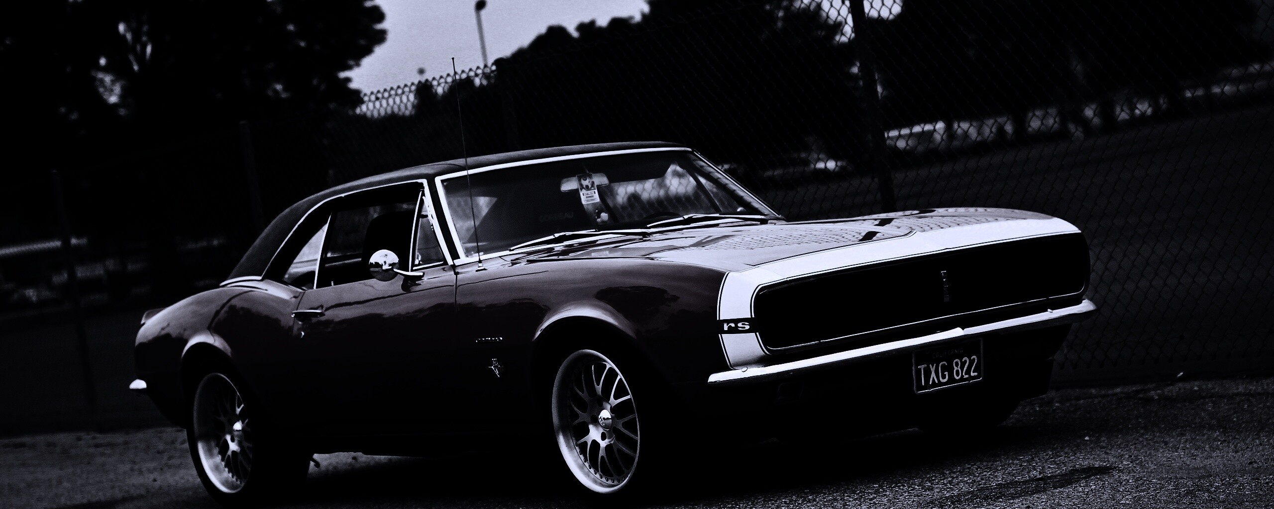 Красный монстор обои