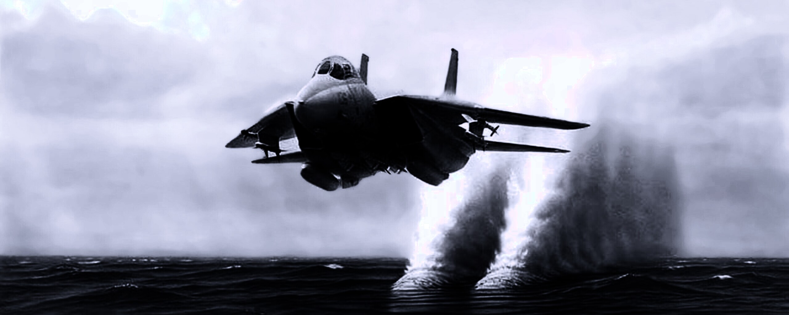 Истребитель над водой обои