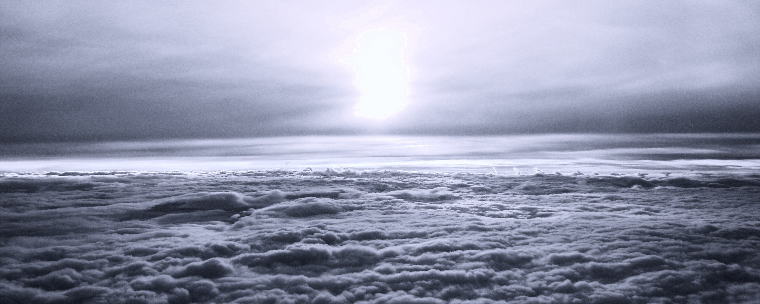 Над облаками обои