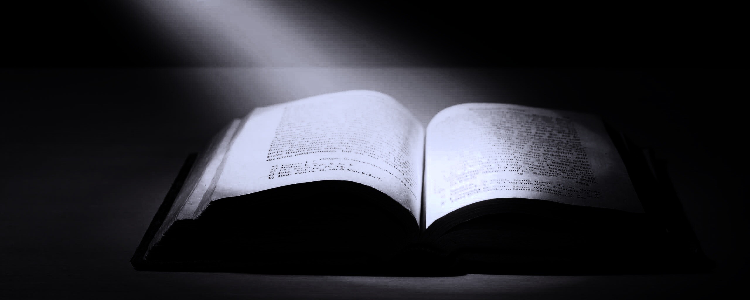 Святая книга обои