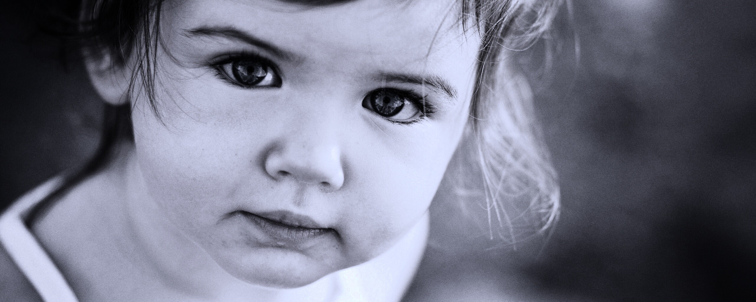 Детское личико обои