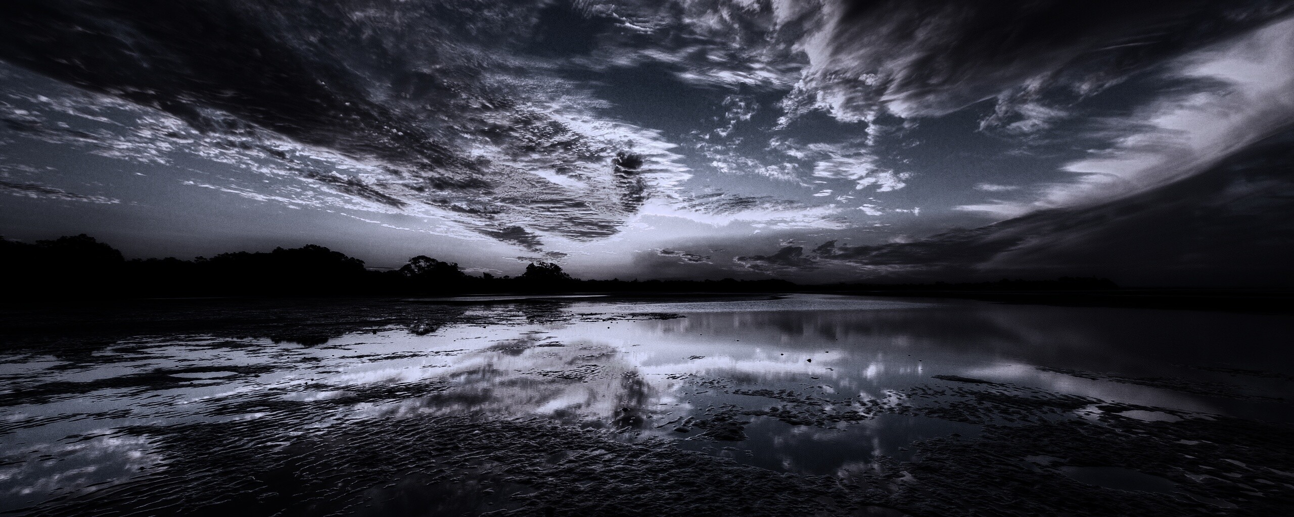 Дивный закат на озере обои