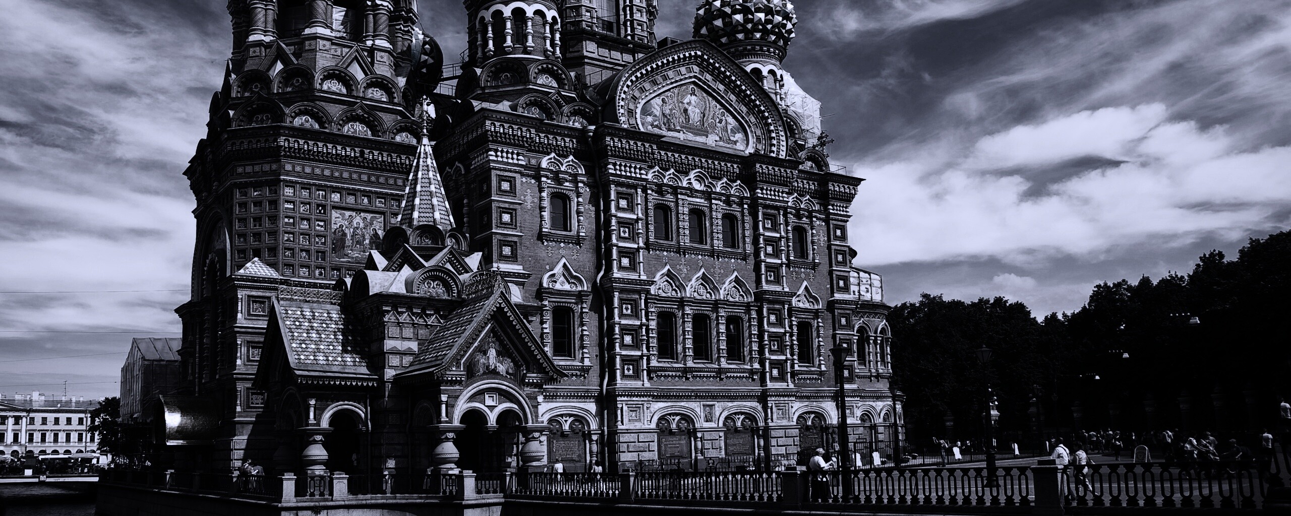 Спас на крови обои