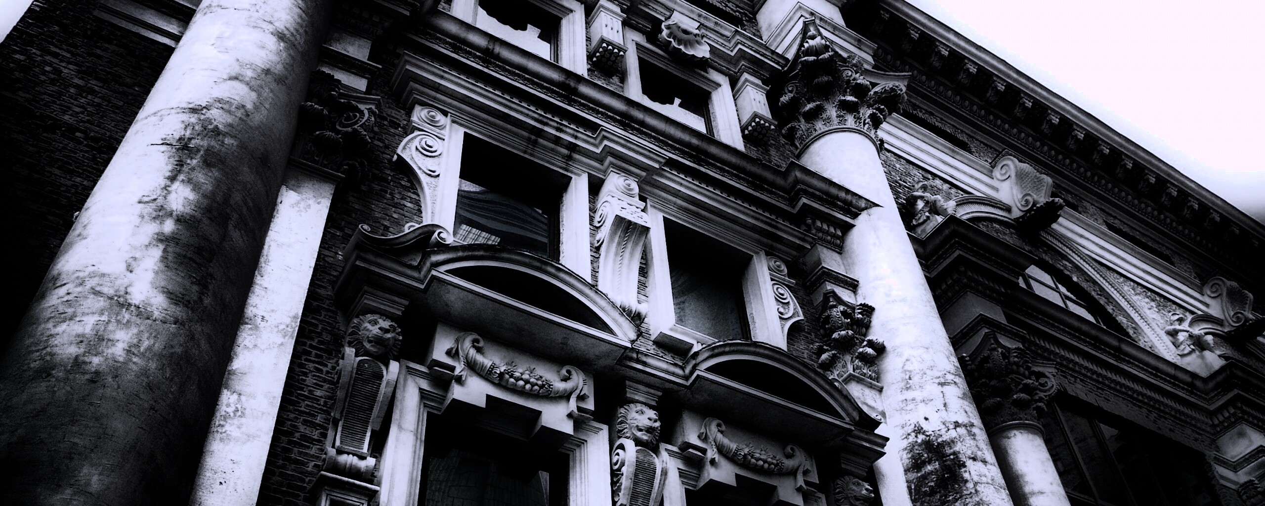 Старое здание обои