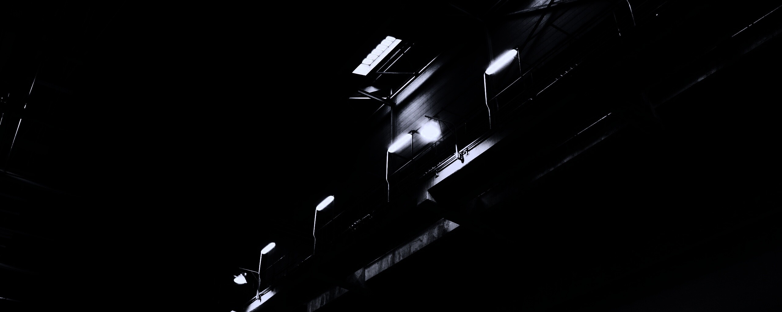 Платформа ночью обои