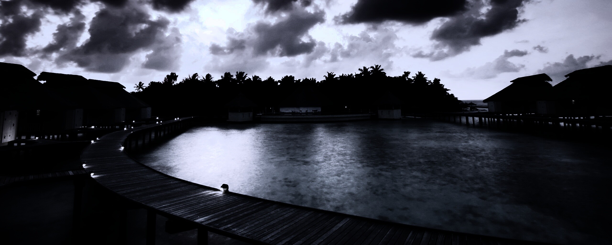 Бунгало на воде обои