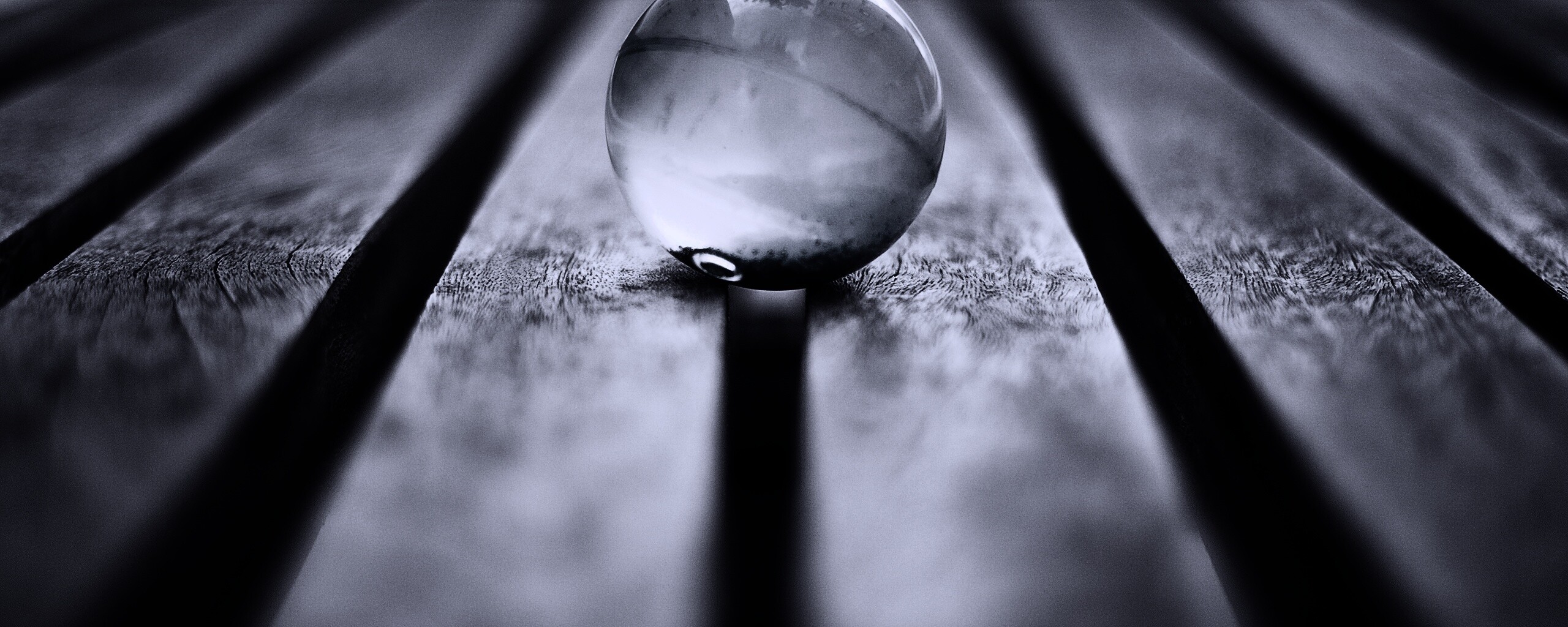 Стеклянный шарик обои