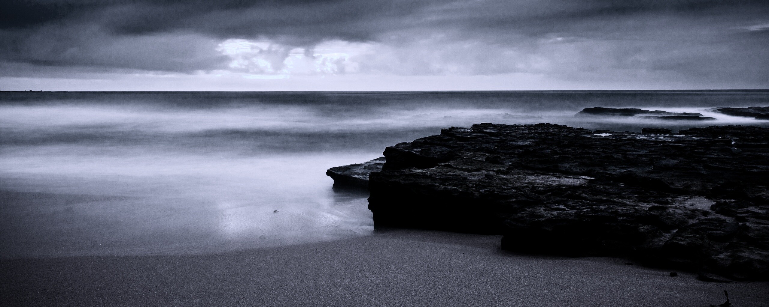 На берегу обои