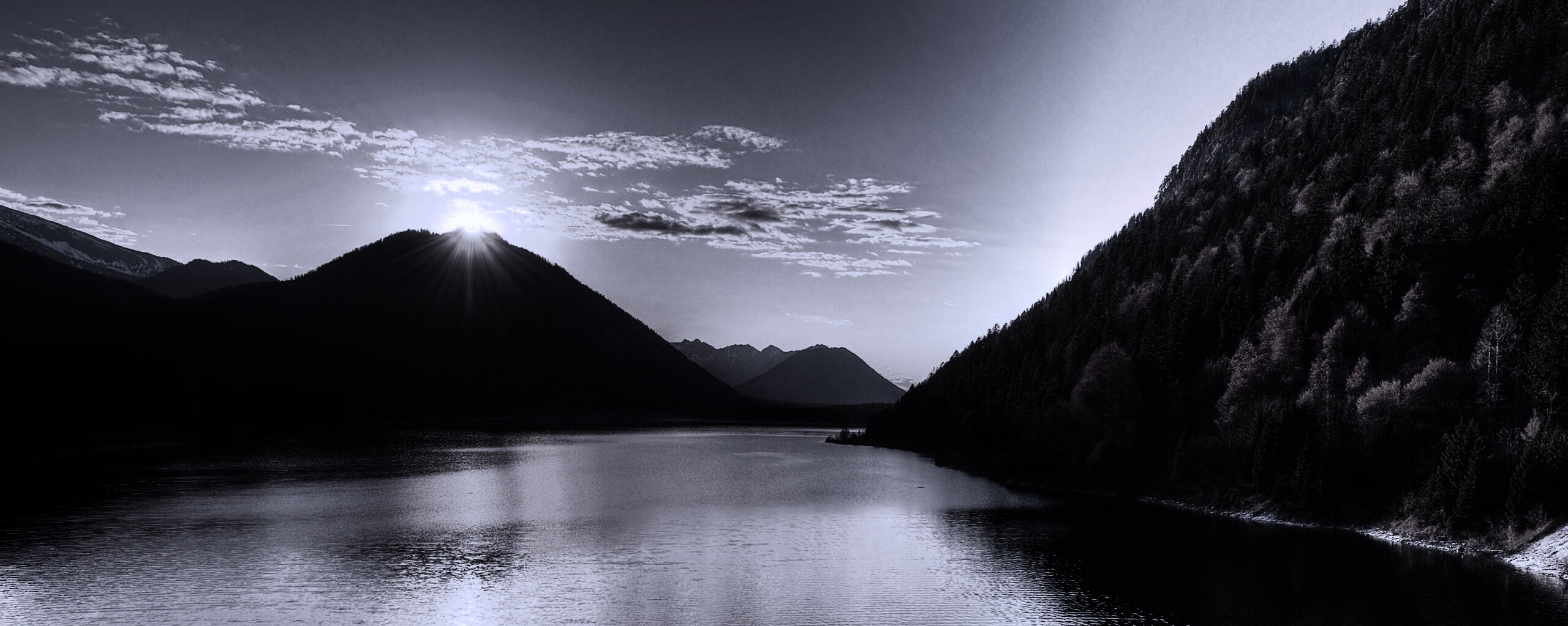 Закат в горах обои