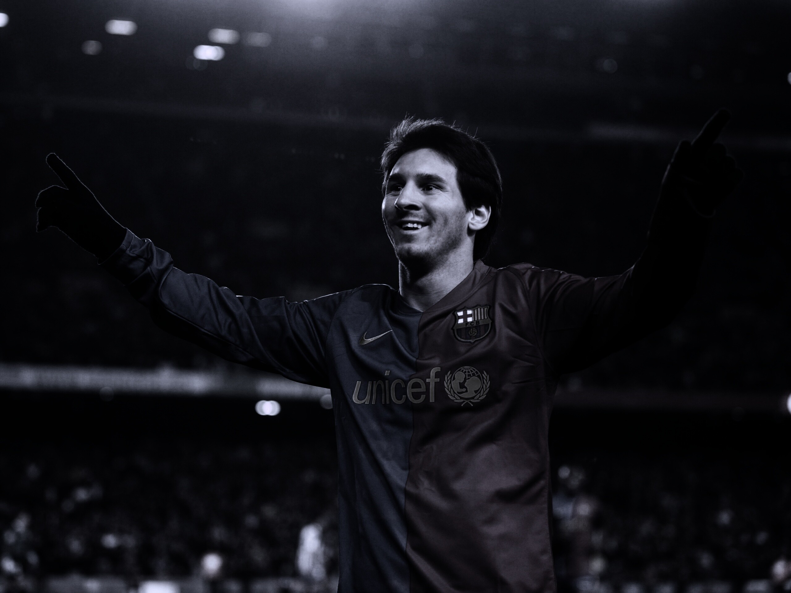 Месси на поле обои