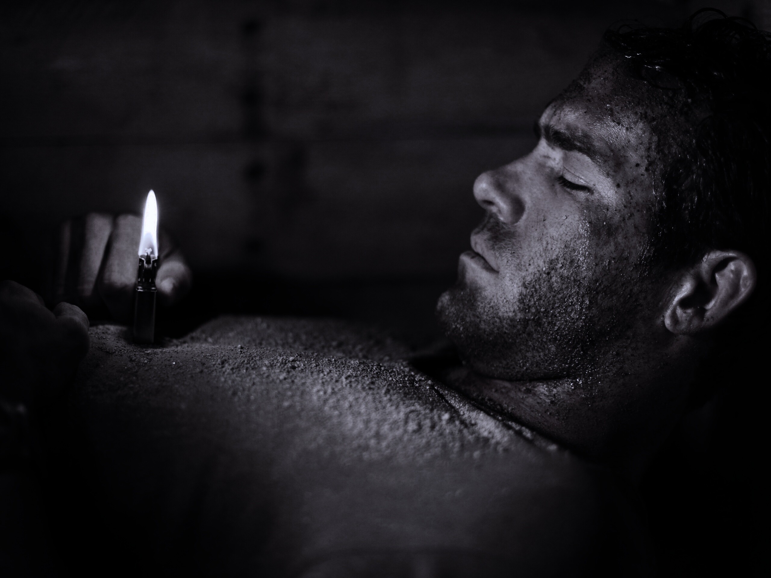 Кадр из фильма Погребенный заживо  обои