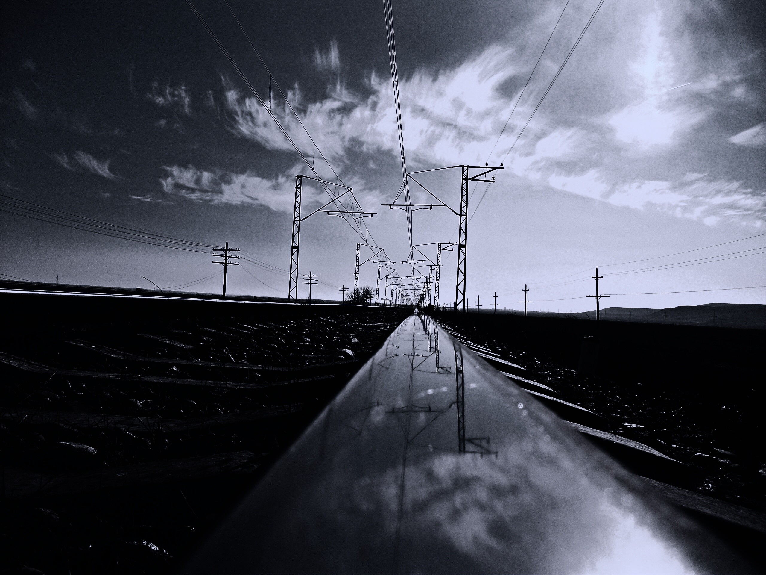 Фото вдоль железной дороги обои