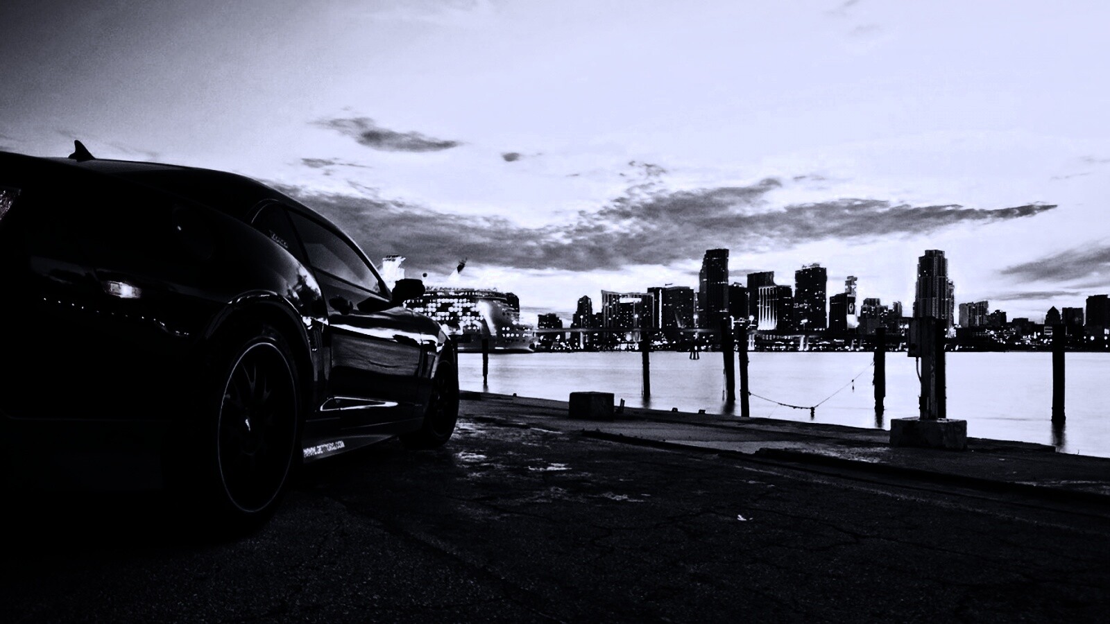 Черный спорткар обои