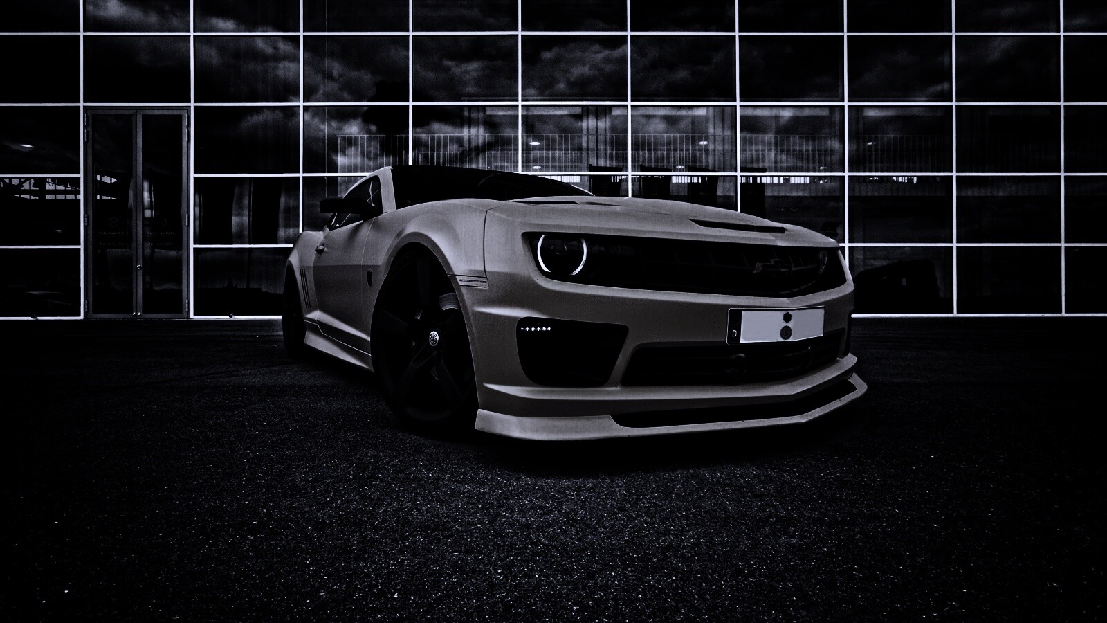 Желтый монстр обои