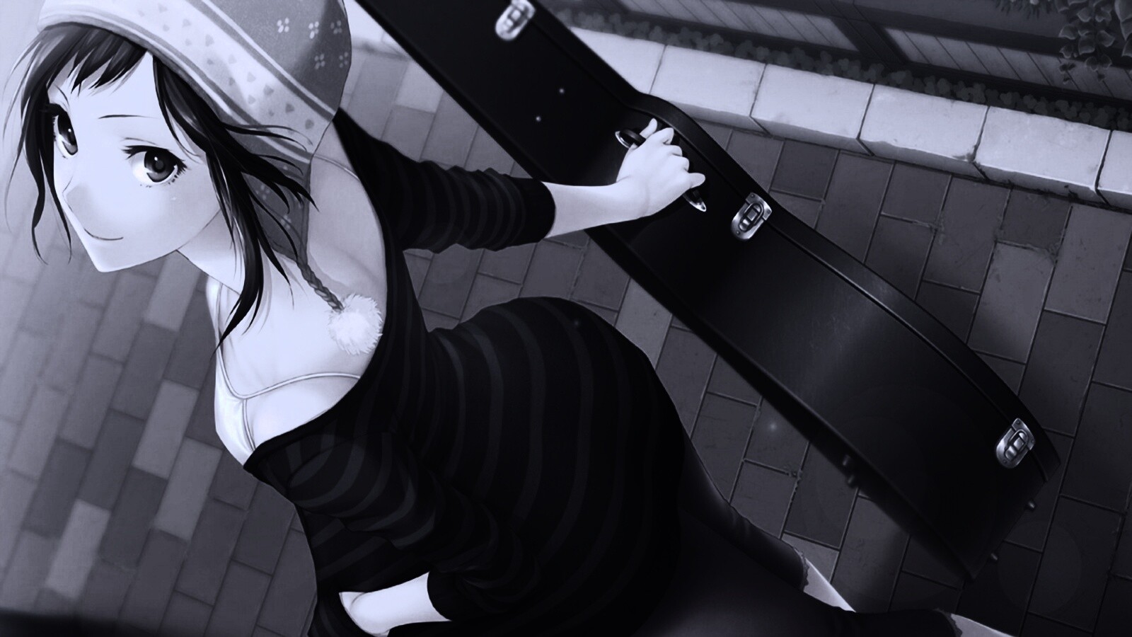 Девушка с гитарным чехлом обои