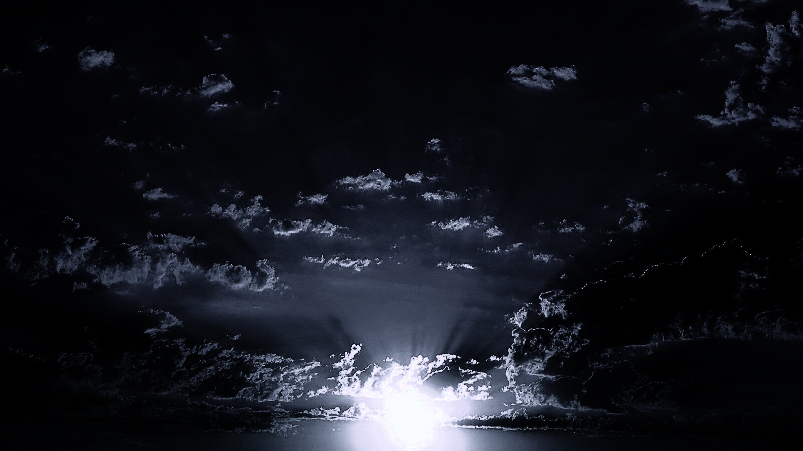 Восход в горах обои