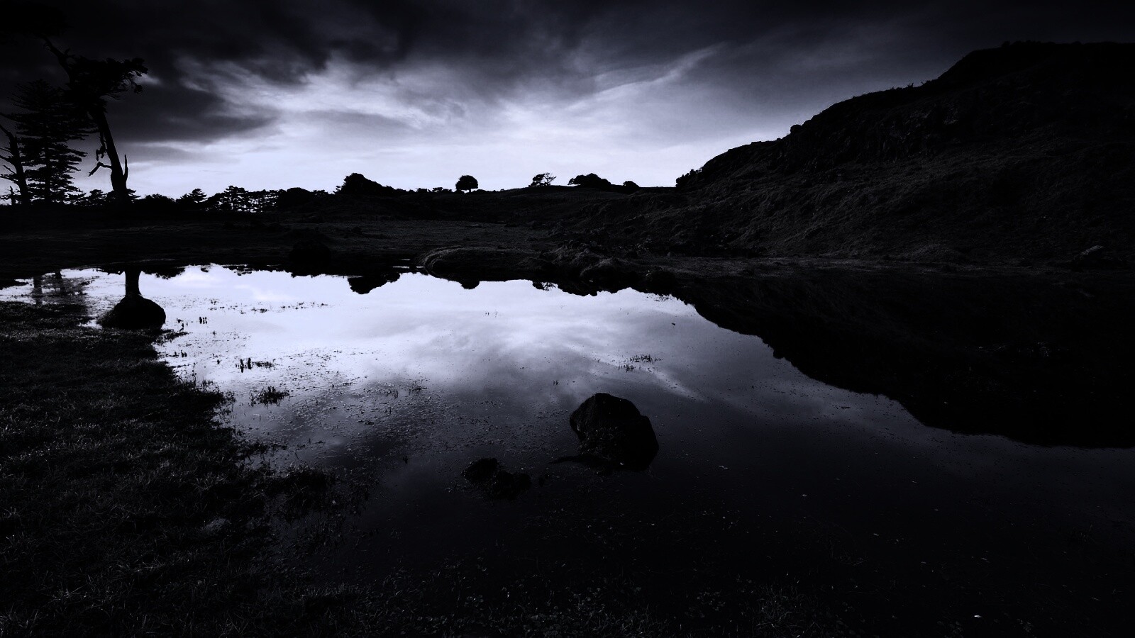 Затопленная долина в Новой Зеландии обои