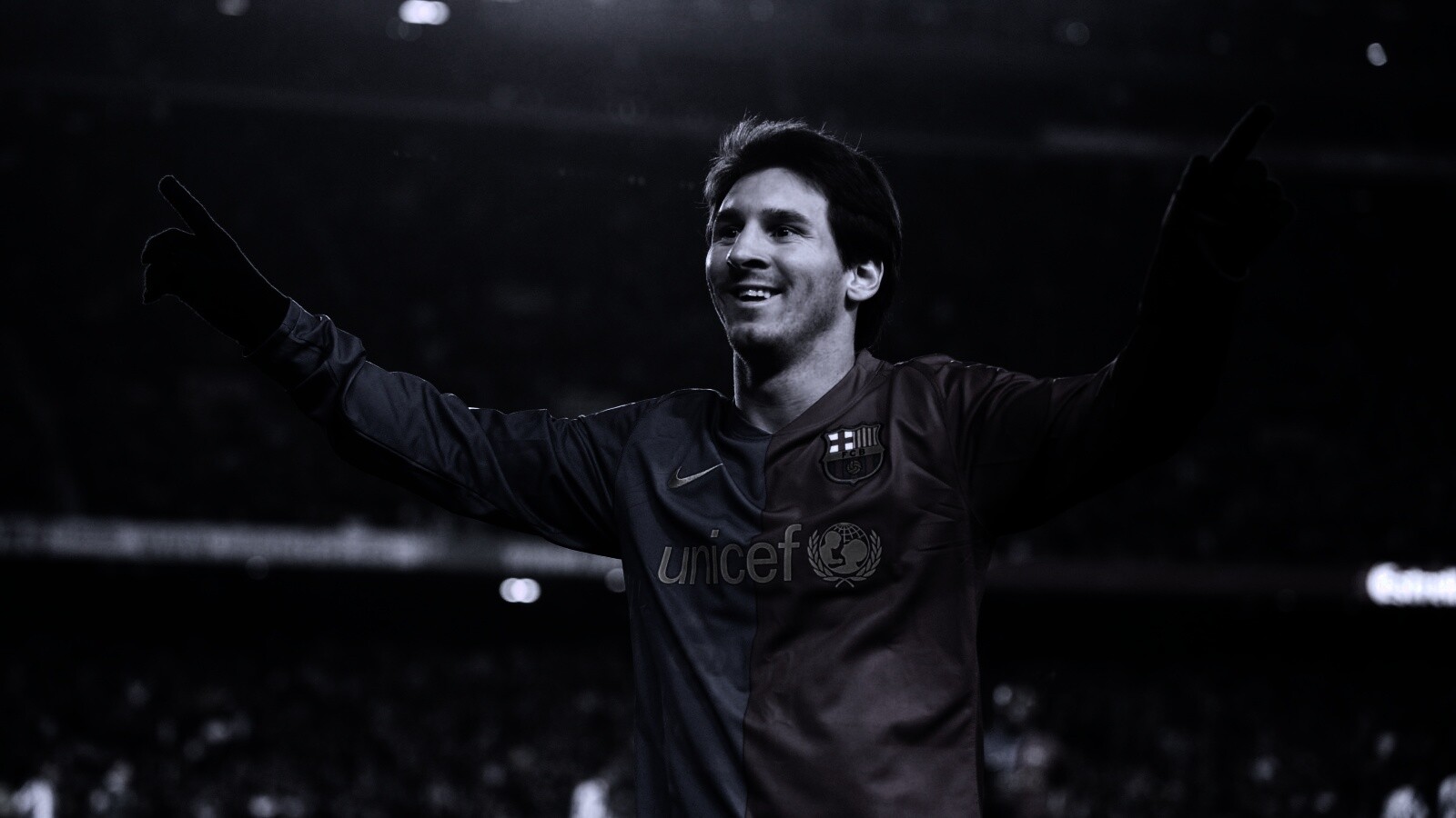 Месси на поле обои