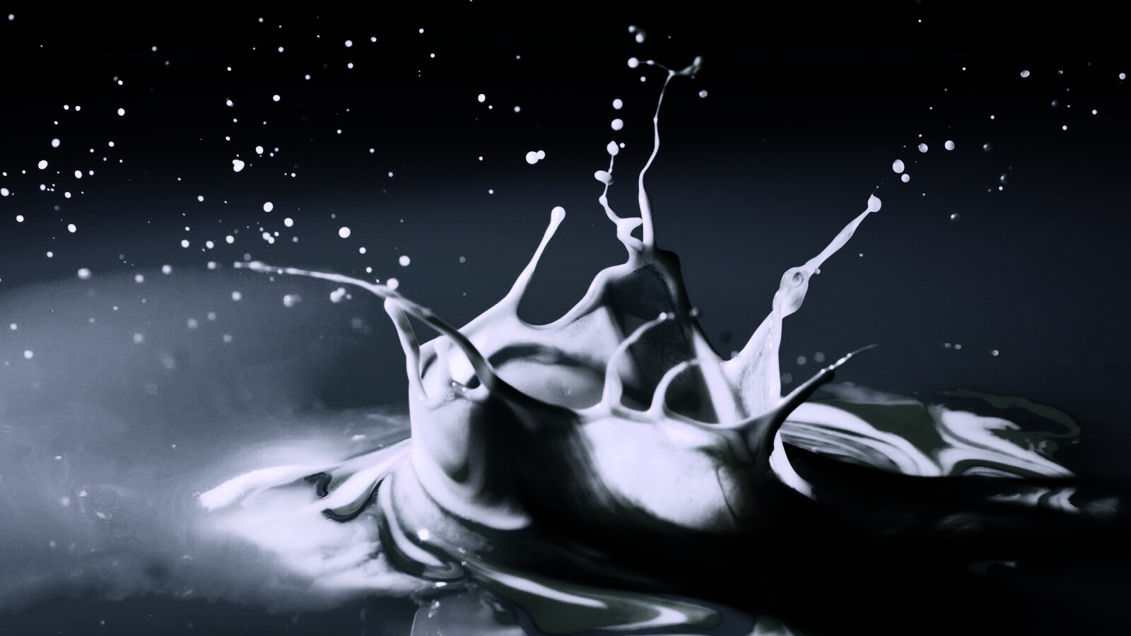 Брызги зеленой краски обои