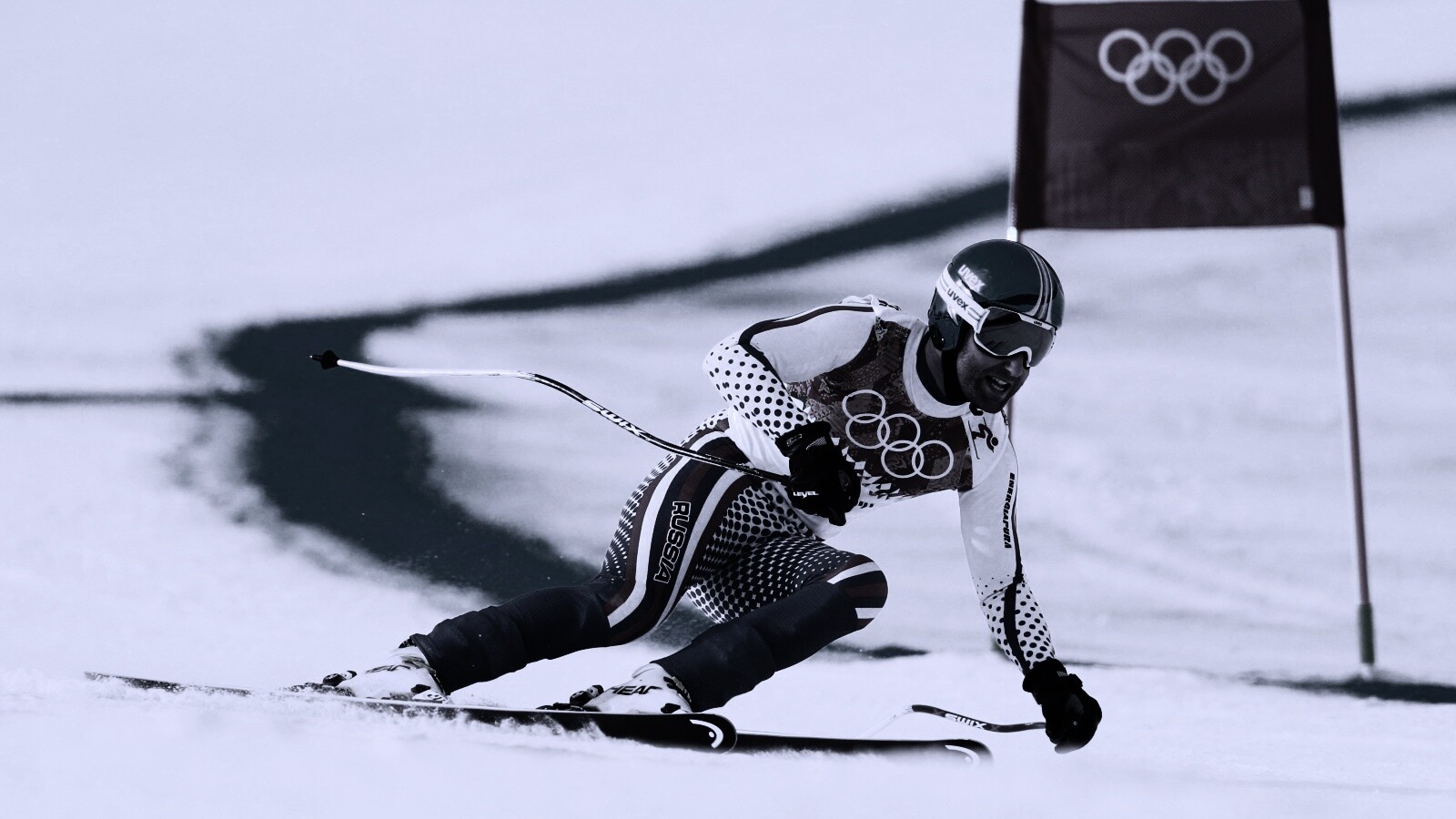 Лыжник на олимпиаде обои