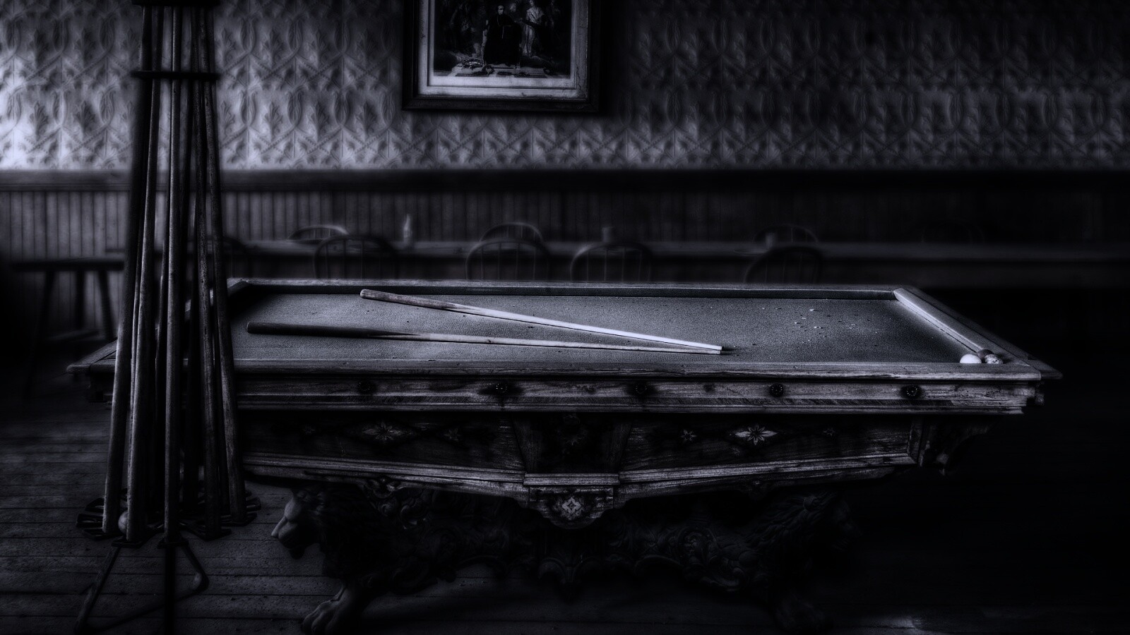 Старинный бильярдный стол обои