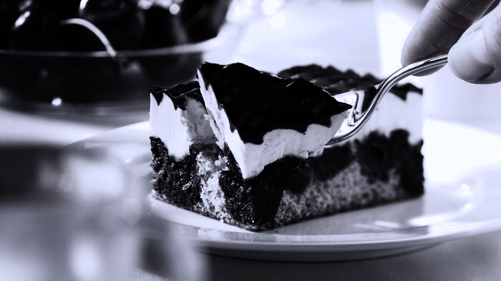 Вишневое пирожное обои