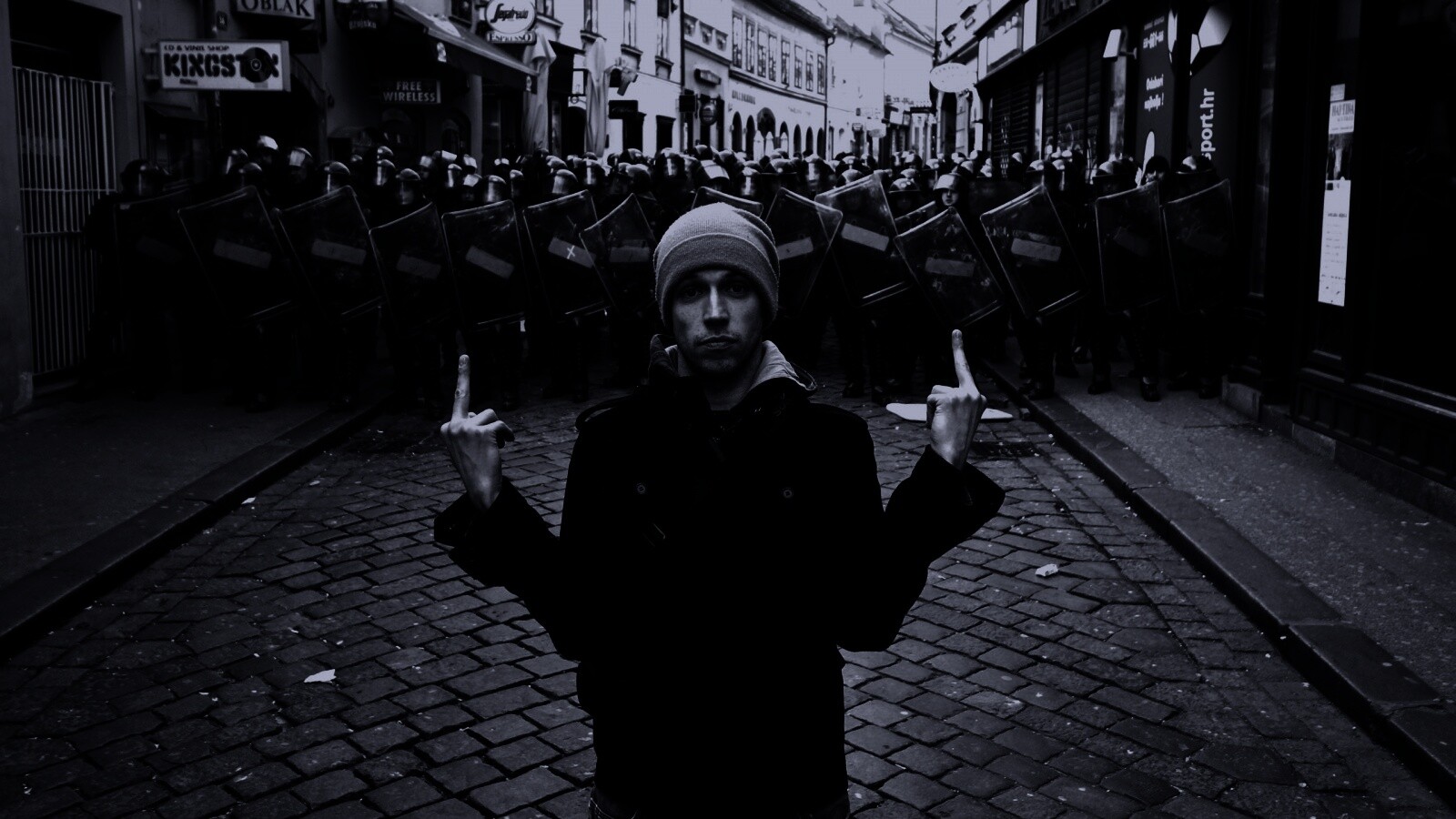 Против системы обои