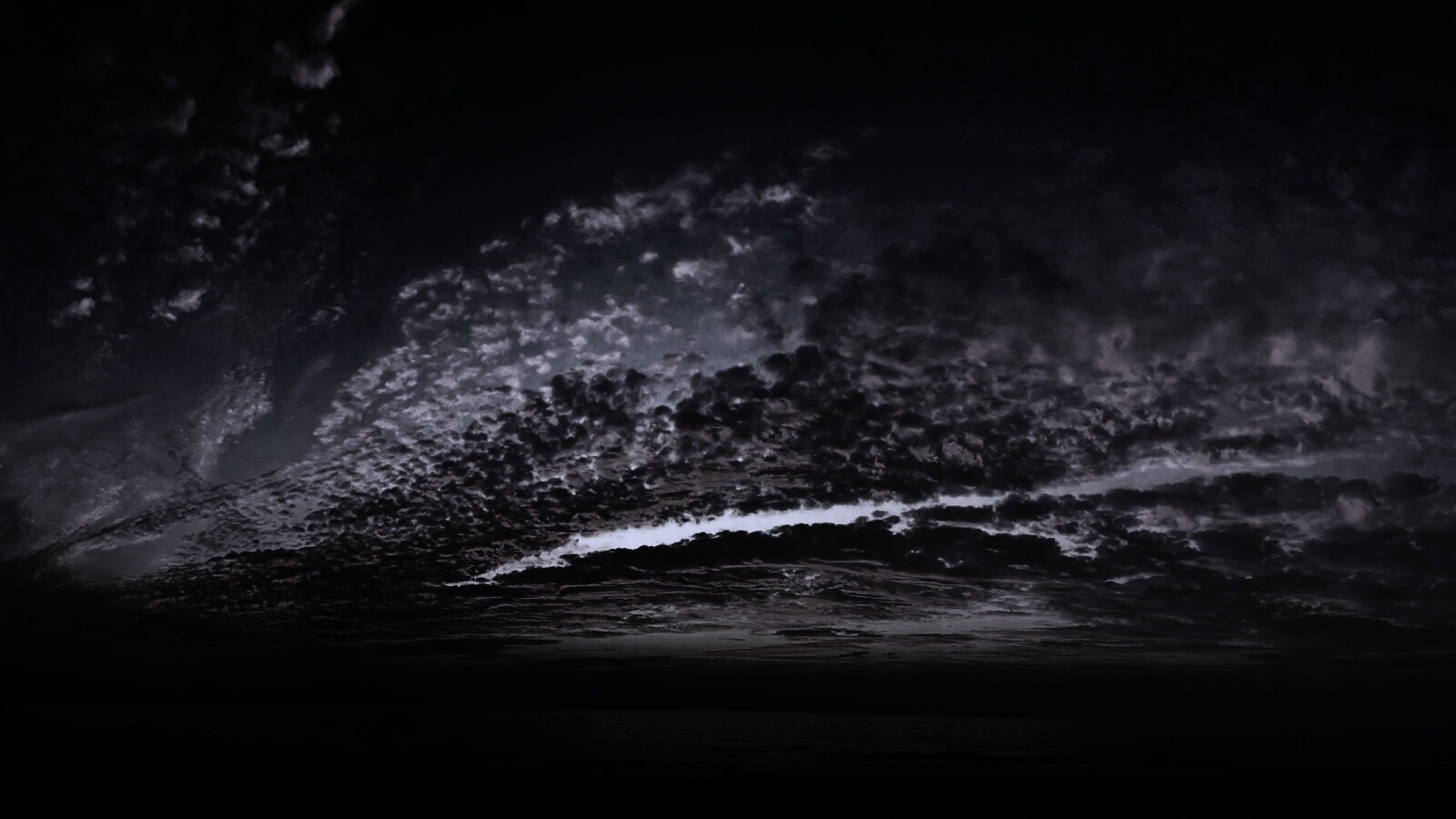 Изумитеьное закатное небо обои