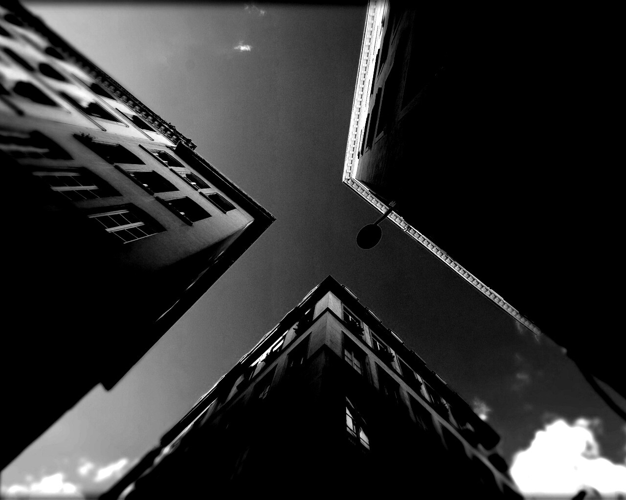 Три дома обои