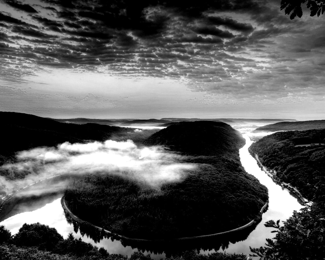 Кривая река обои