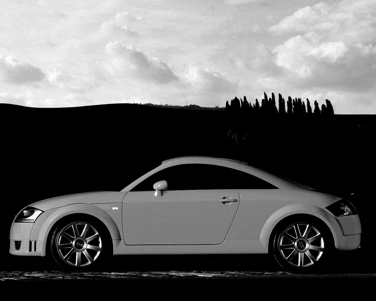 Оранжевый Ауди ТТ обои