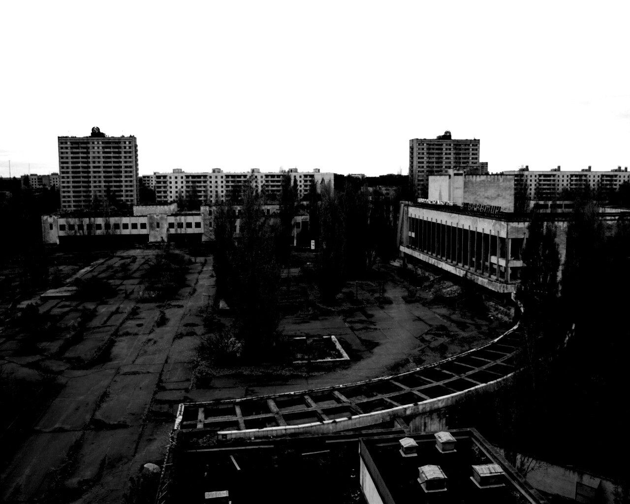 Площадь в Припяти обои