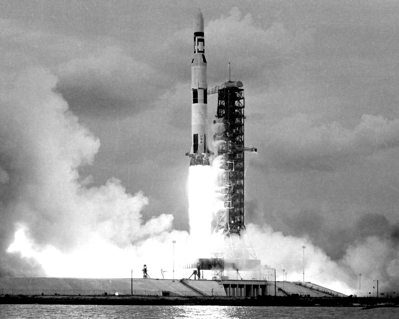 Старт ракеты обои