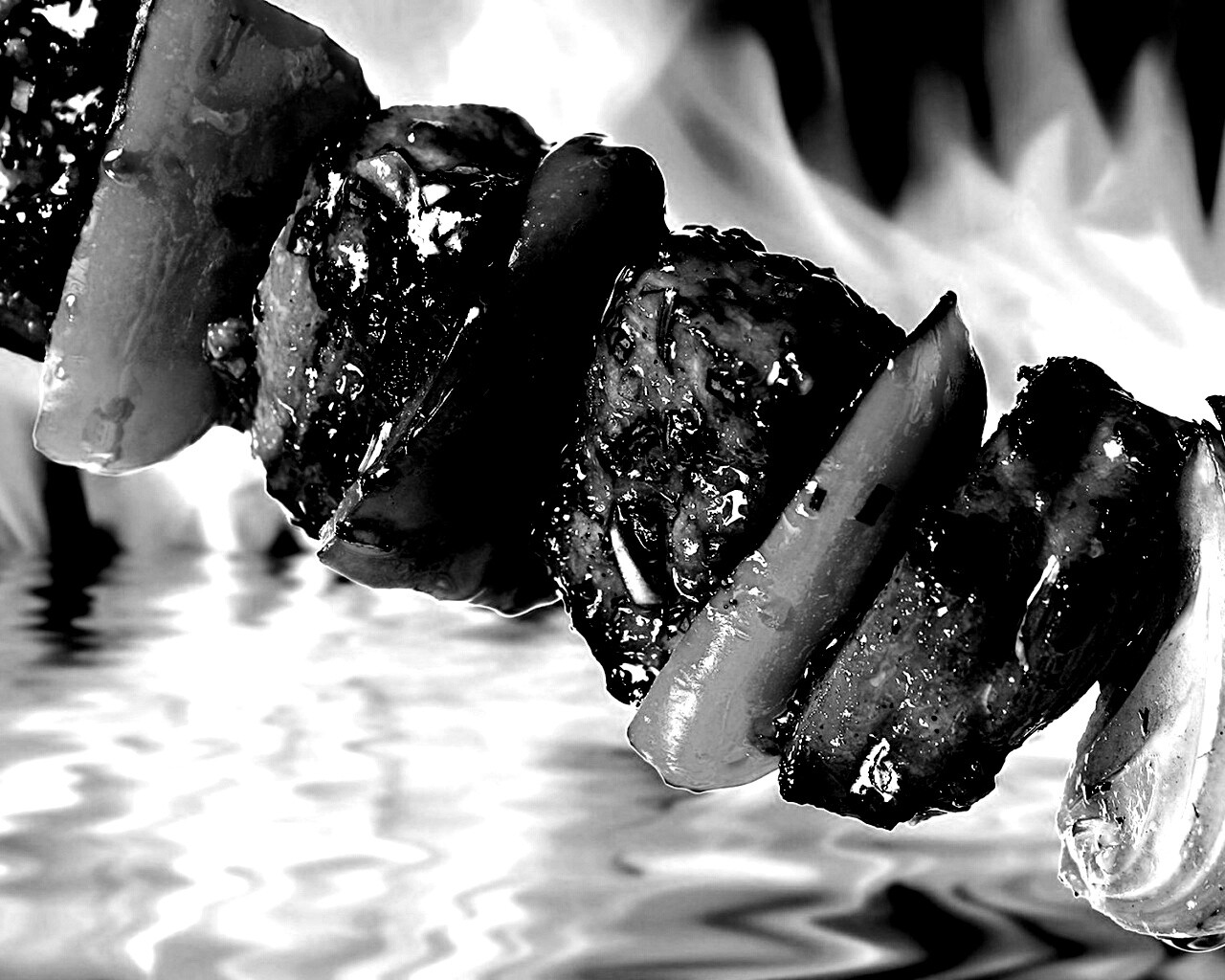 Сочный шашлычок обои