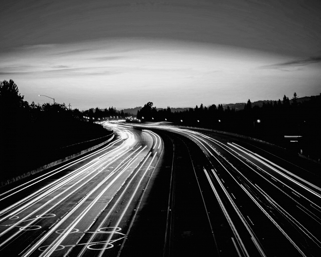 Автострада в огнях обои