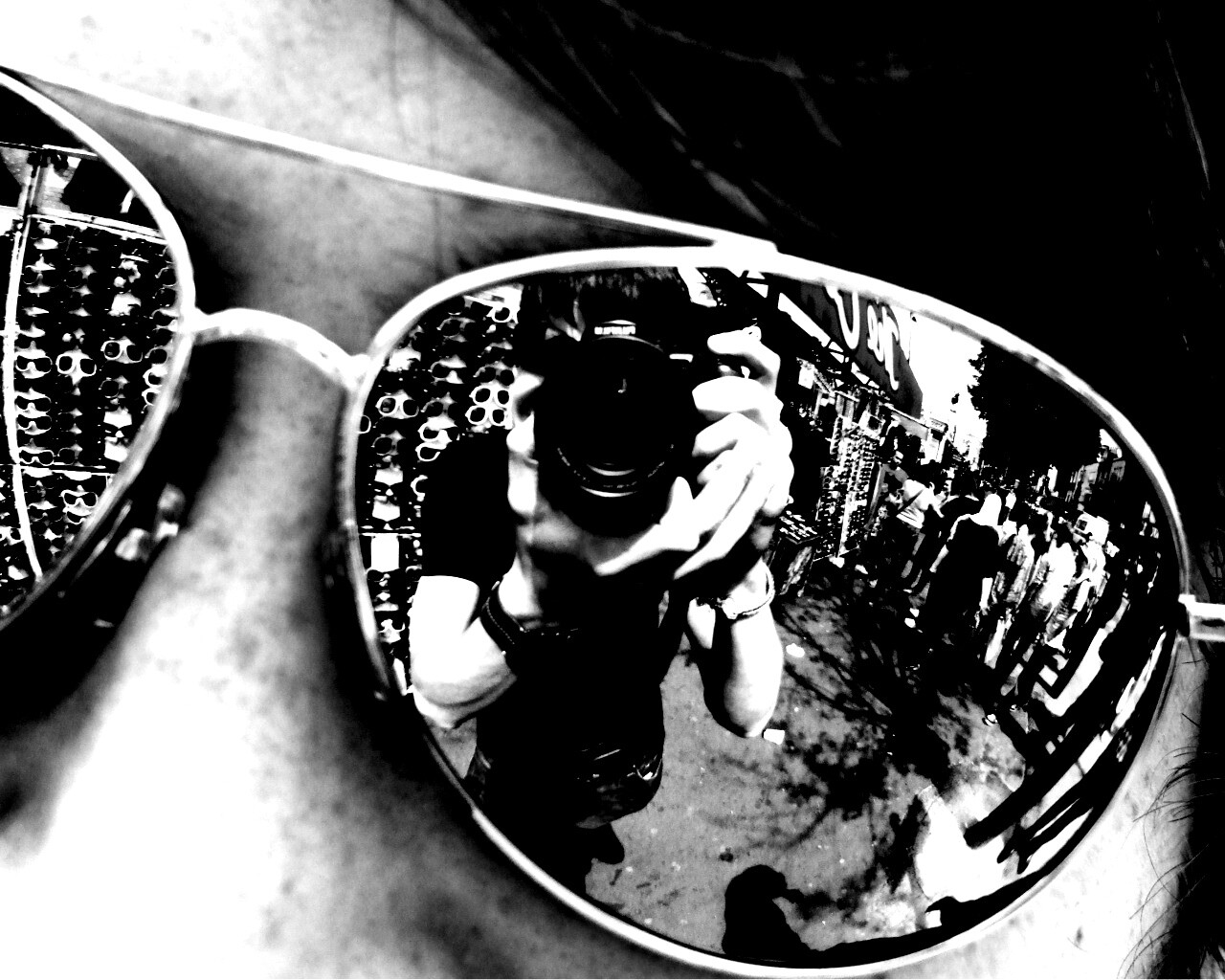 В очках обои