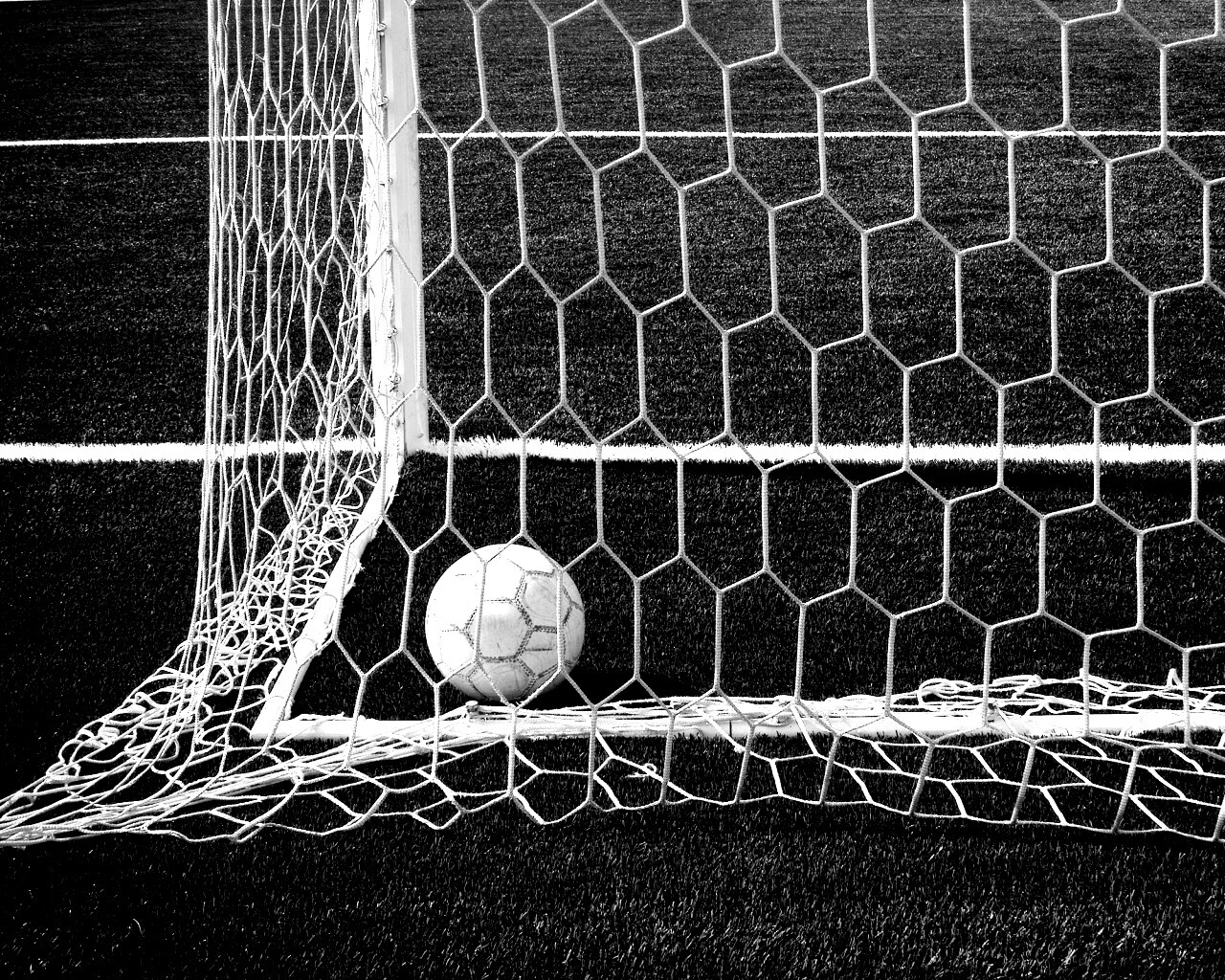 Футбольные ворота обои